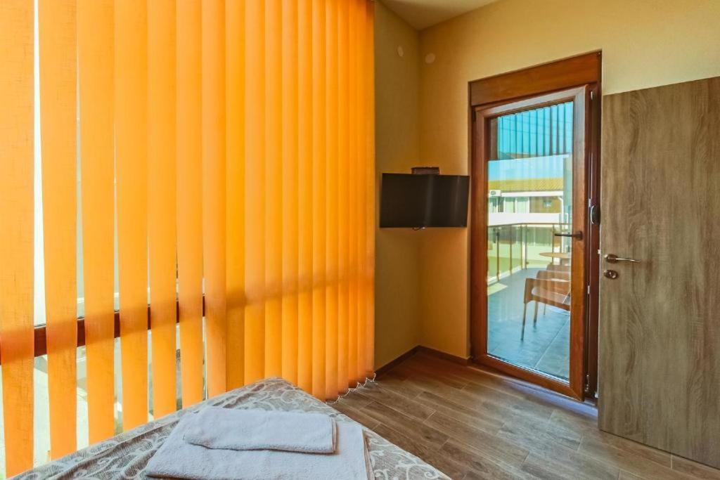 Apart Hotel Xxl Lux Dobra Voda Exterior photo